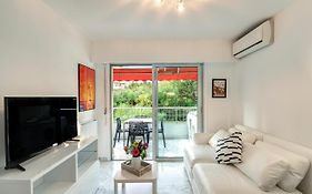 Appartement 2 pièces au calme proche Martinez avec parking privé